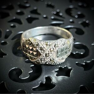 Vintage Marcasite Sterling Silver Sparkly Ring